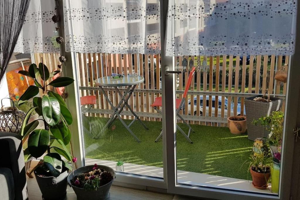 Appartement Complet Et Parking Protege La Teste-de-Buch Esterno foto