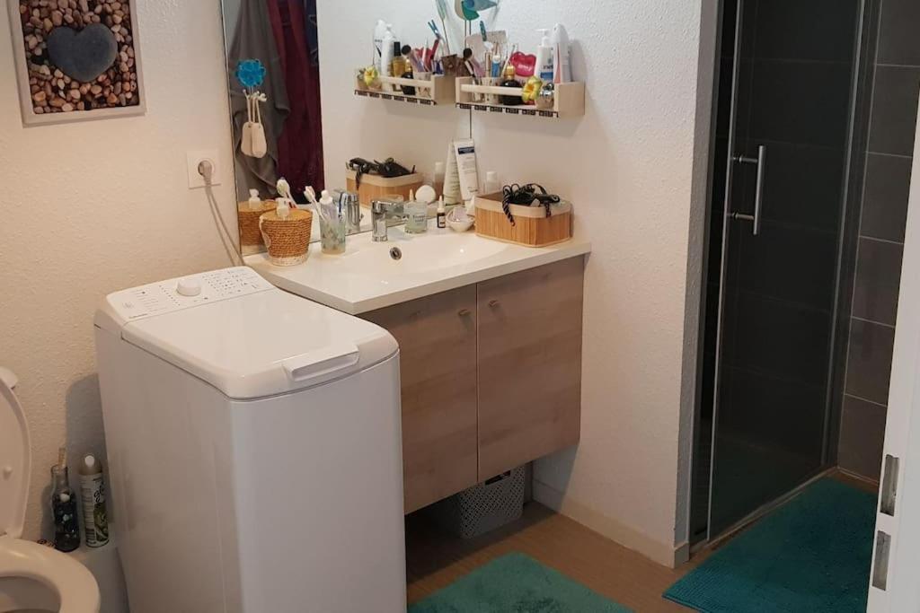 Appartement Complet Et Parking Protege La Teste-de-Buch Esterno foto